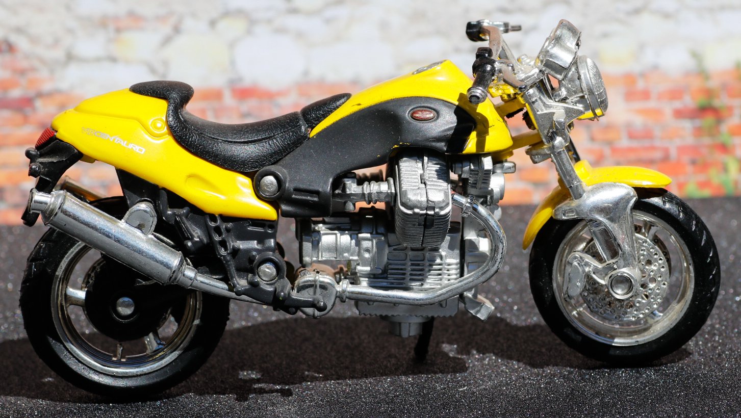 Maisto Moto Guzzi Centauro